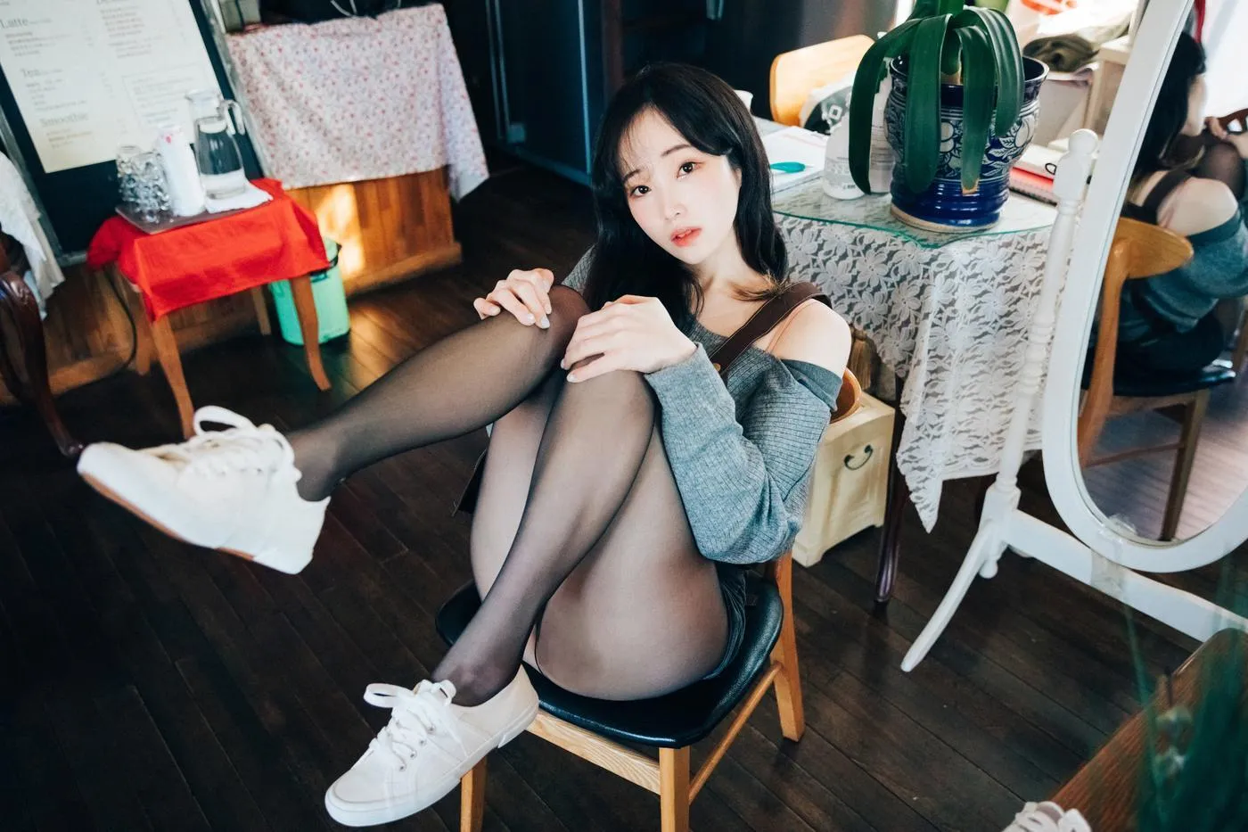 Bambi밤비 – NO.105 [Loozy] Cafe Alba Update HQ [79P]插图9